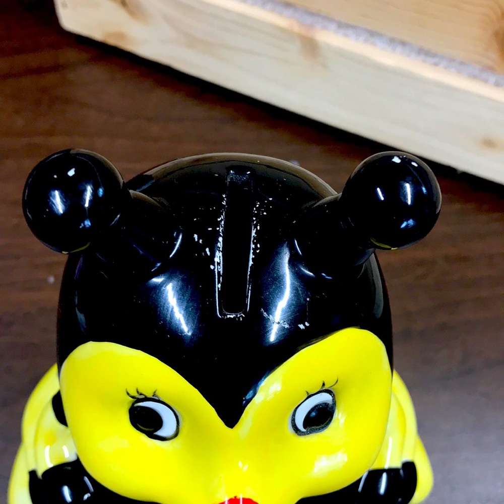 Vintage Mary Kay Ceramic Bee-liever Coin Bank - Picture 7 of 7
